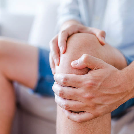 knee pain patient